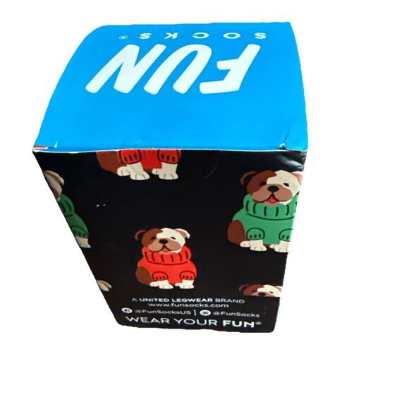 United Legwear Fun Socks 6-12 Dogs w/Christmas Sweaters Grey Rare 4 Pairs! Rare - Picture 5 of 7